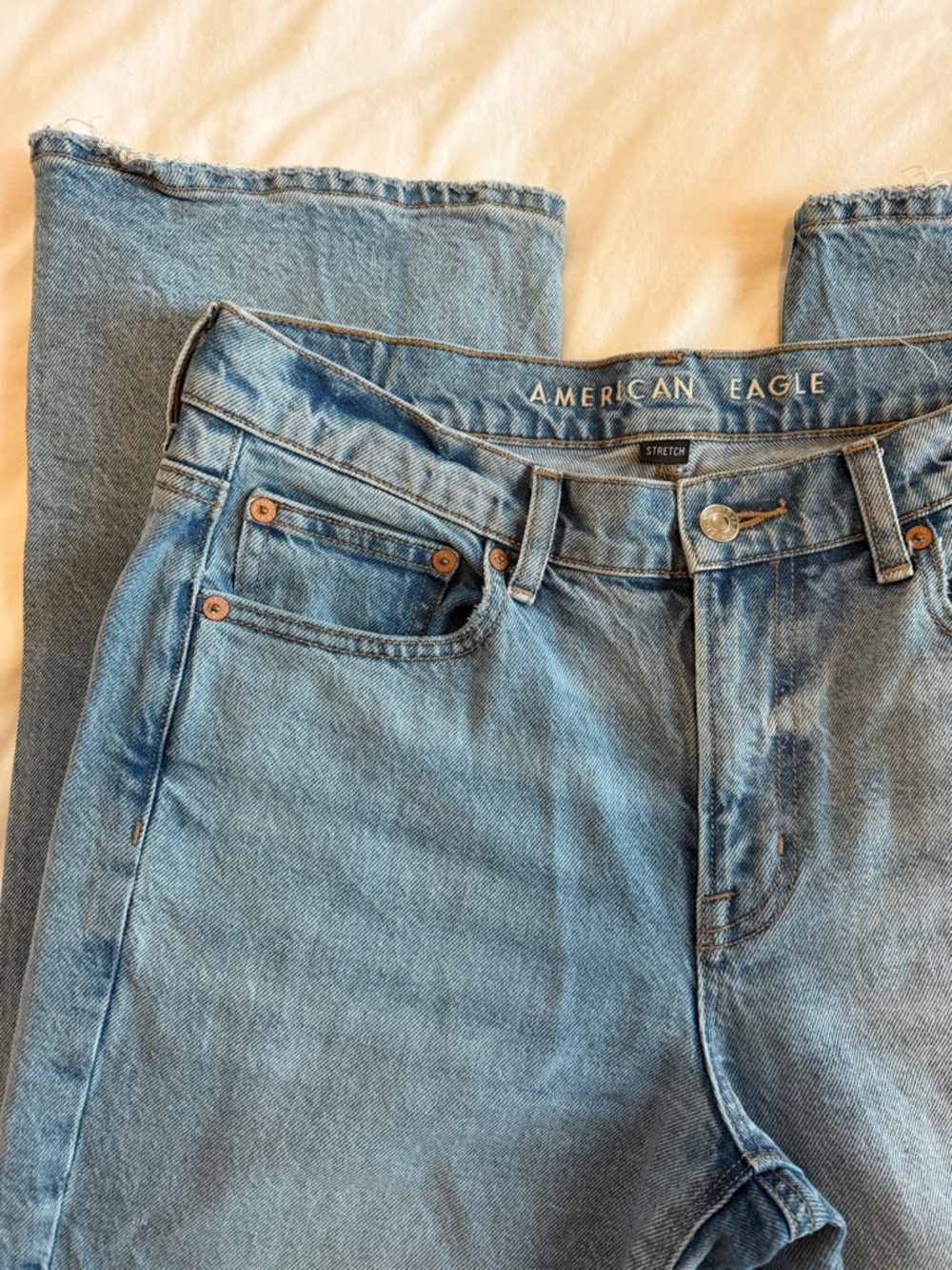 American Eagle Outfitters Light Blue Denim Jeans with Copper Rivets